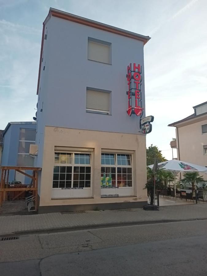 Hotel Bruchsaler Herz Екстер'єр фото