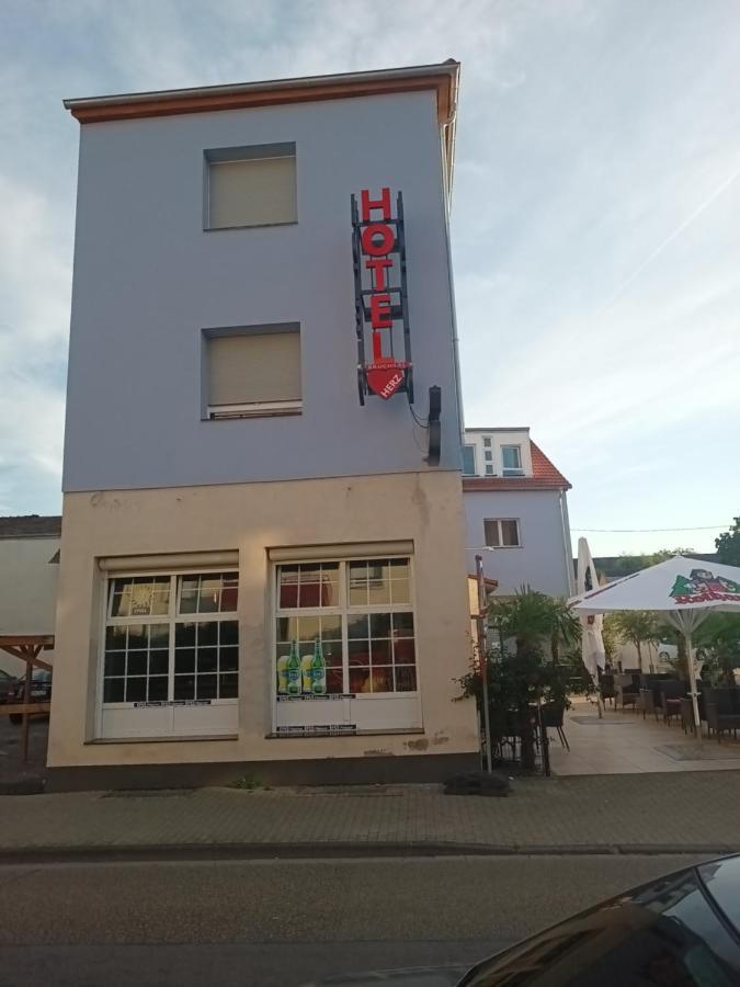 Hotel Bruchsaler Herz Екстер'єр фото